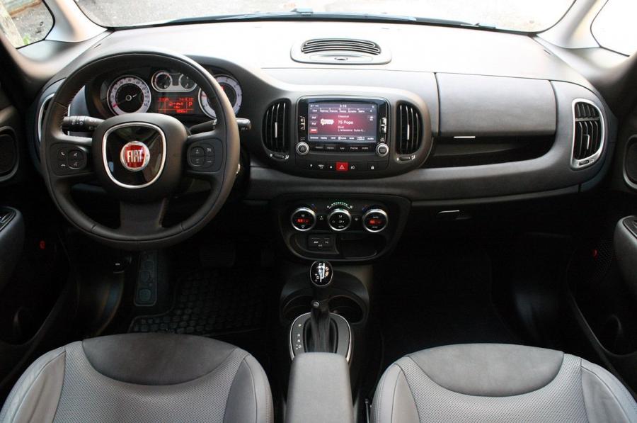  Fiat 500L 2014 года  (фото 80 из 138)